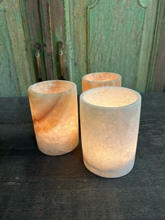 Alabast cylinder white H: 10 cm